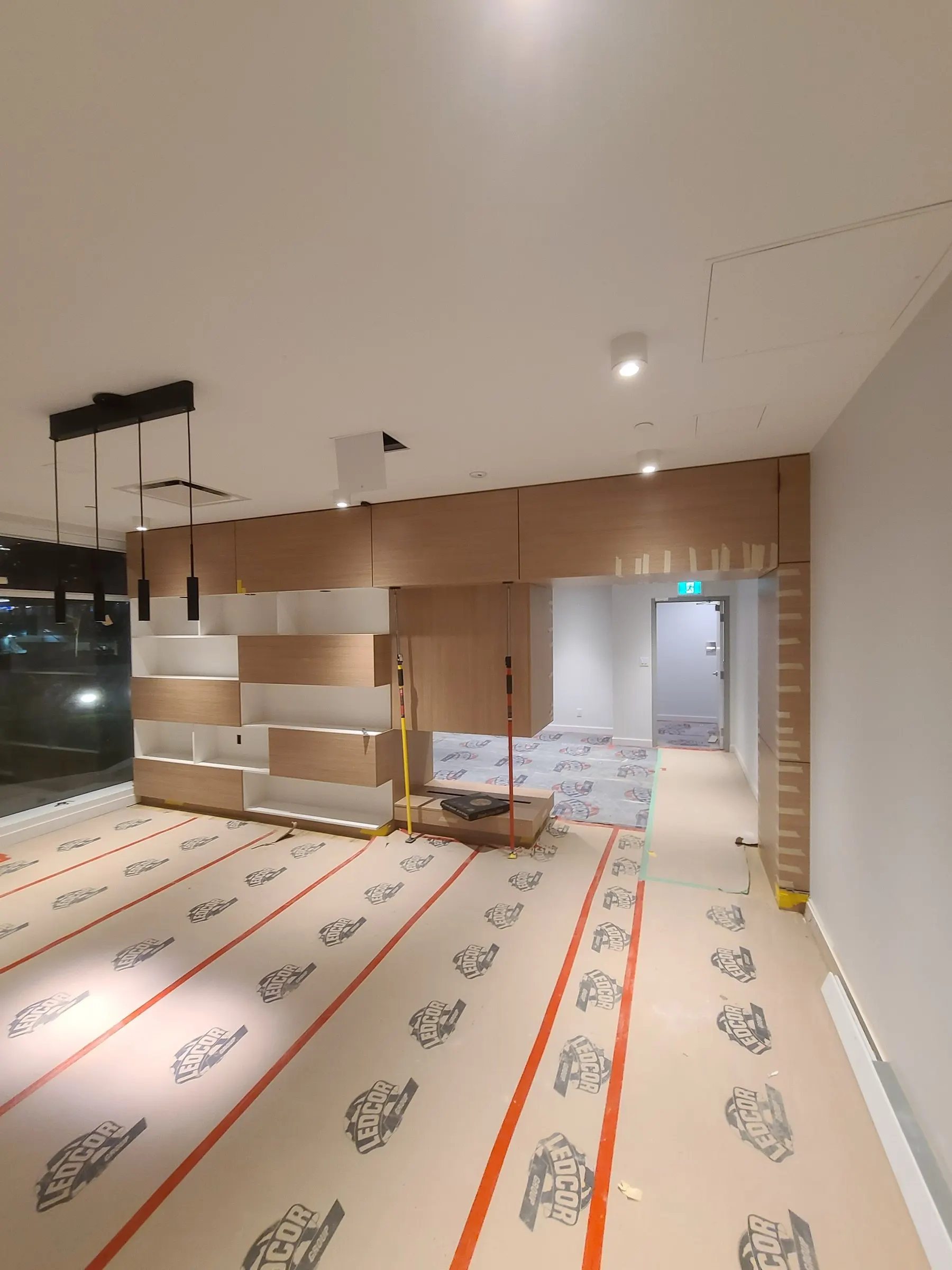 Interior fit-out — Retail floor