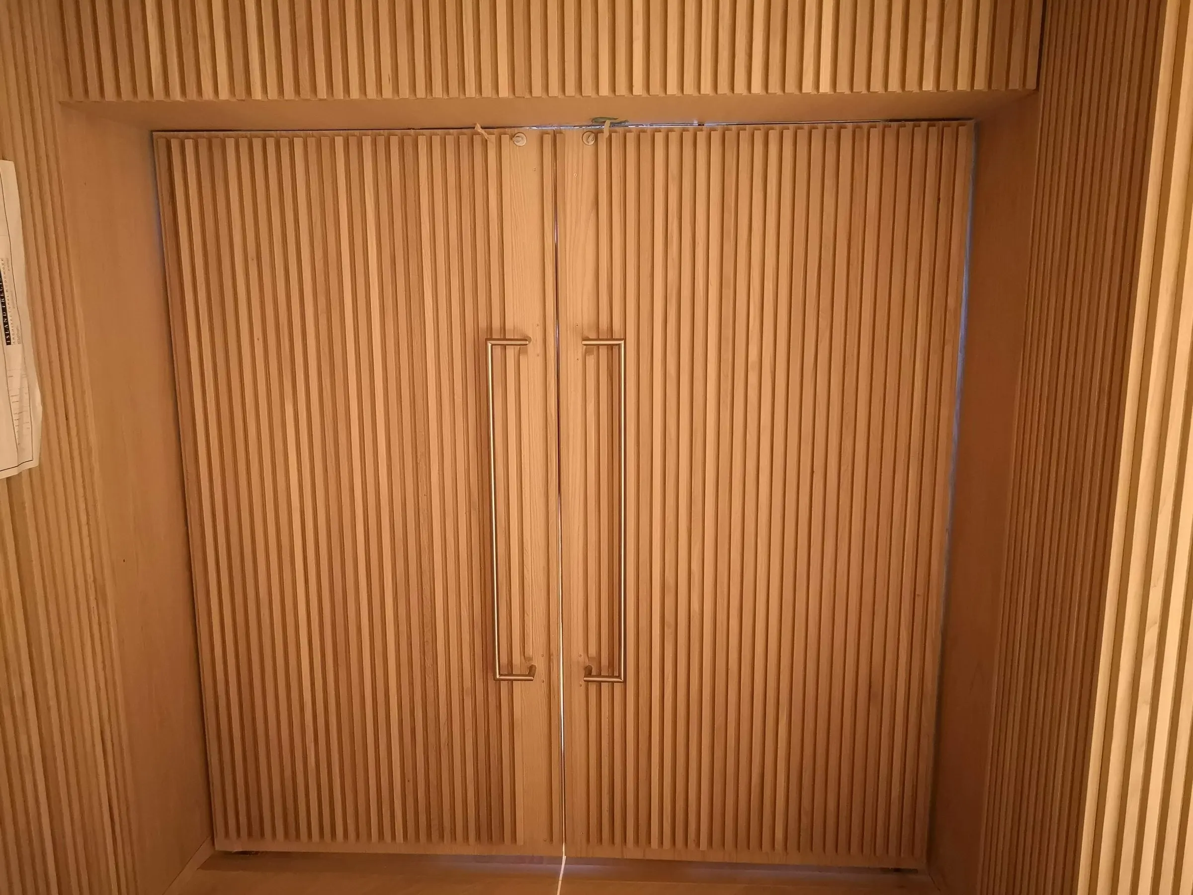 Slatted timber doors — Bespoke hardware